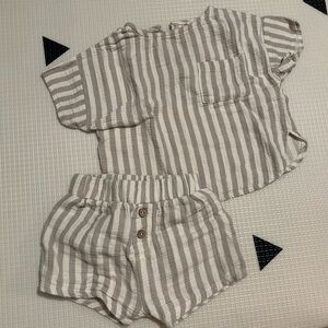 Quincy Mae 2 piece Striped Baby Set 12-18 m